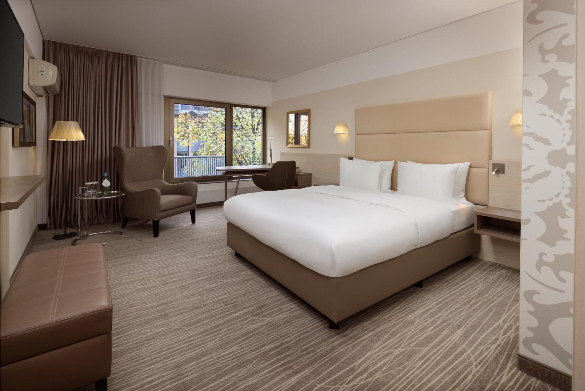 Doubletree By Hilton Hannover Schweizerhof Exterior foto