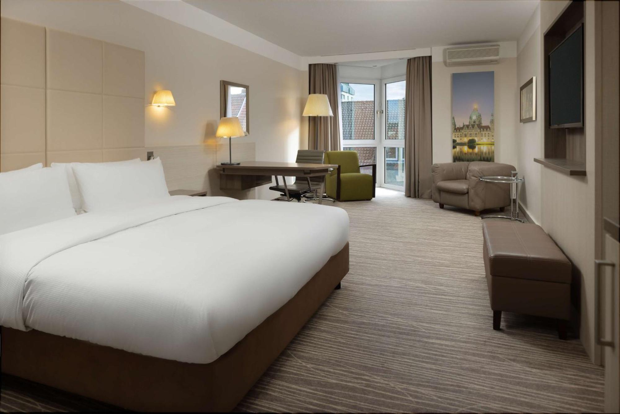 Doubletree By Hilton Hannover Schweizerhof Exterior foto